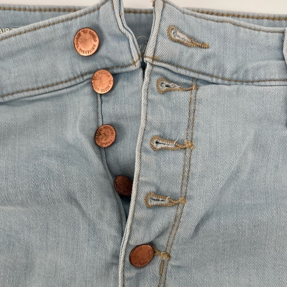 Universal Thread Cut Off Button Fly Jean Shorts S… - image 4